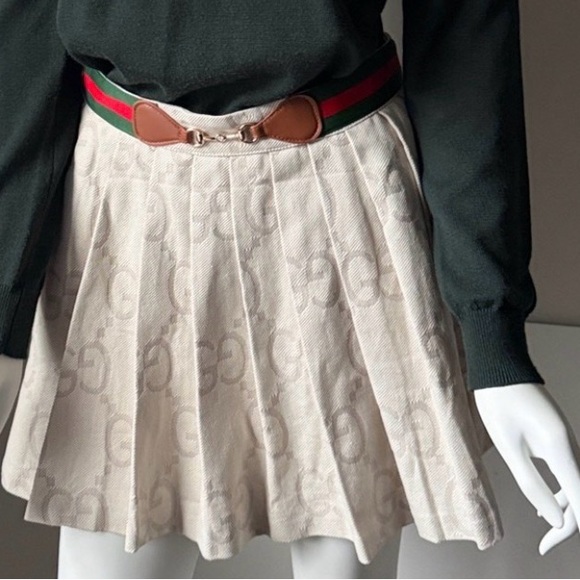 new! Dresses & Skirts - GG  pleated mini Skirt /skort NEW! 28”waist off white red/green belt